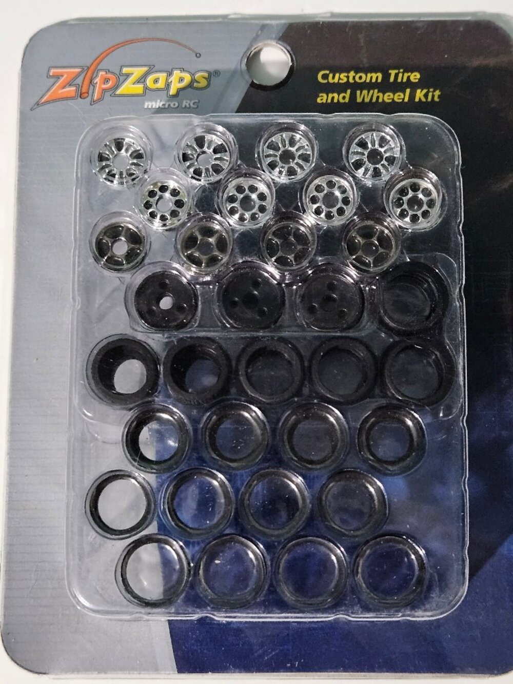 ZipZaps Performance Driving Kit and Custom Tire Wheel Kit Lot Radioshack - Picture 2 of 5